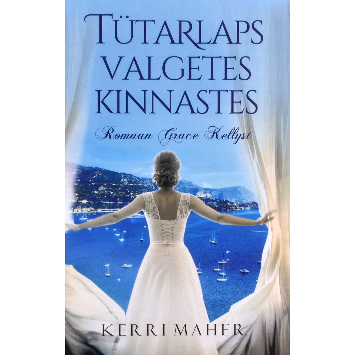 Kerri Maher. Tütarlaps valgetes kinnastes
